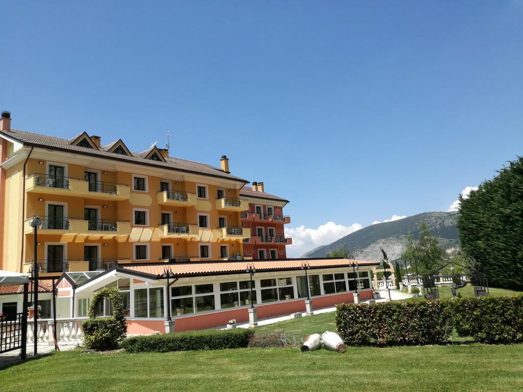 Filippone Hotel&Ristorante Gioia Dei Marsi Exterior photo
