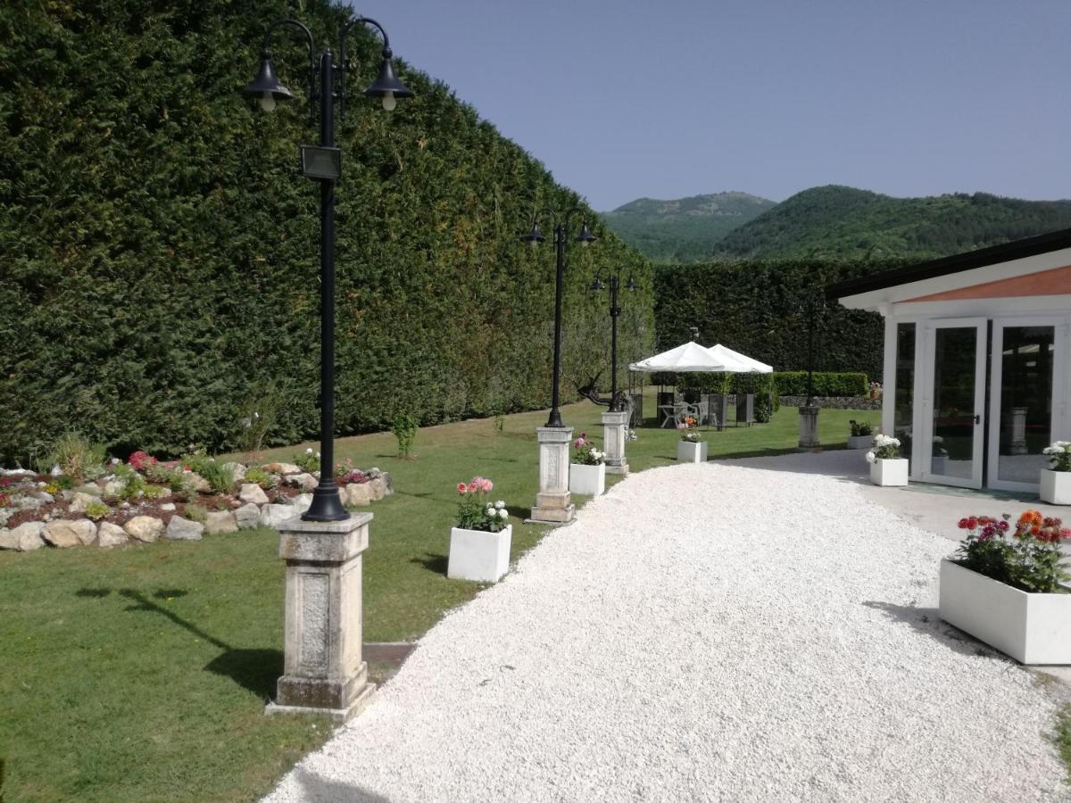 Filippone Hotel&Ristorante Gioia Dei Marsi Exterior photo
